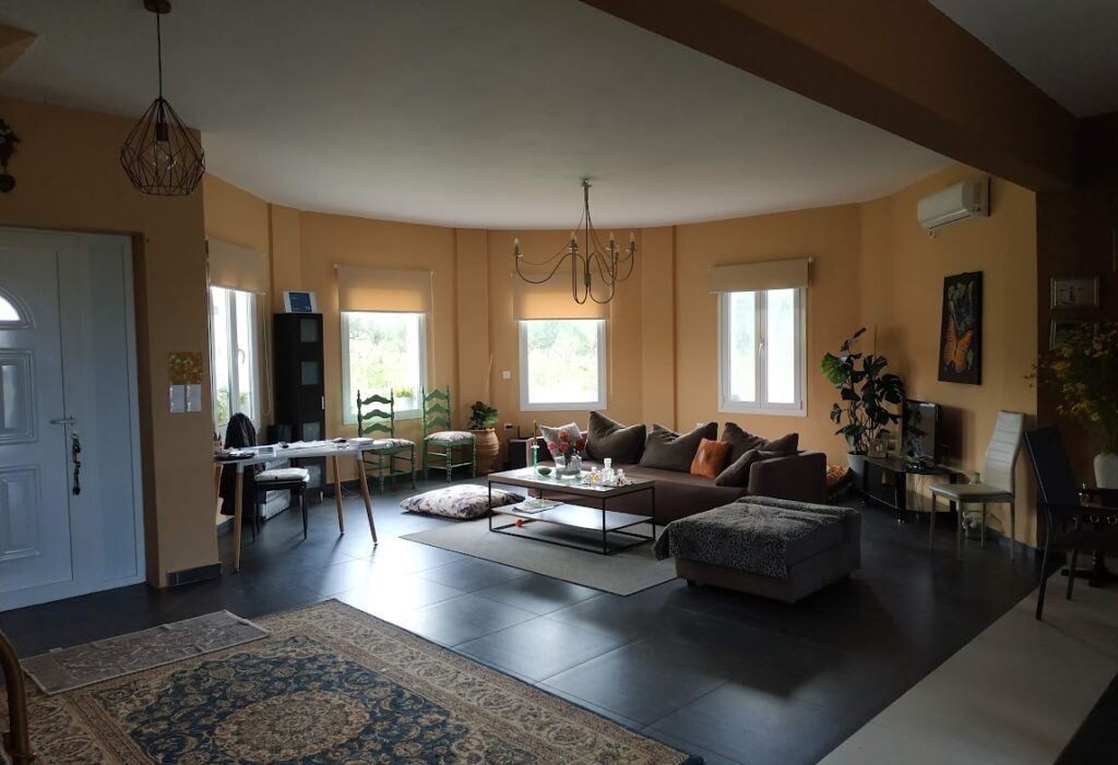 Einfamilienhaus zum verkaufen in Gialova Messinia