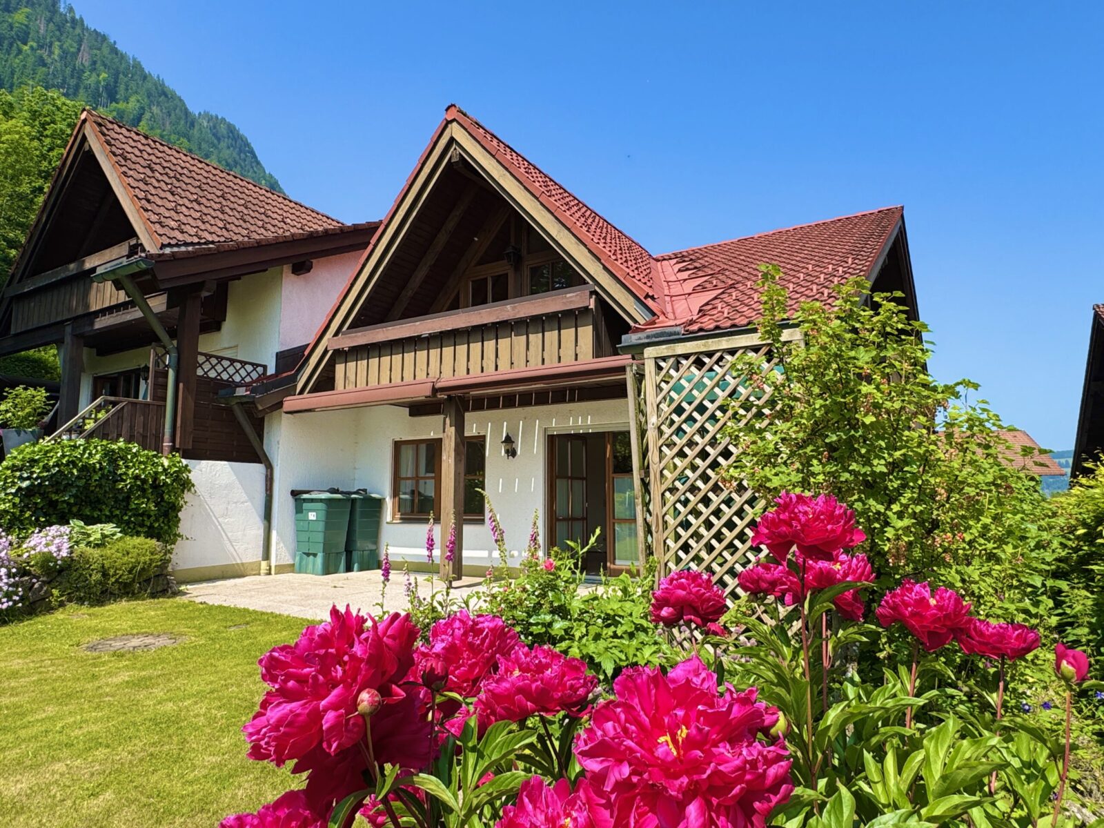 Zuhause zwischen Bergen und Seen