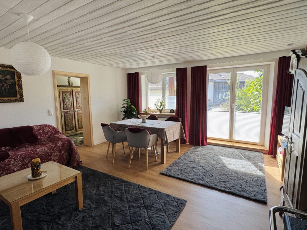 Aus der Sauna, auf die Terrasse, rein in die Sonne!