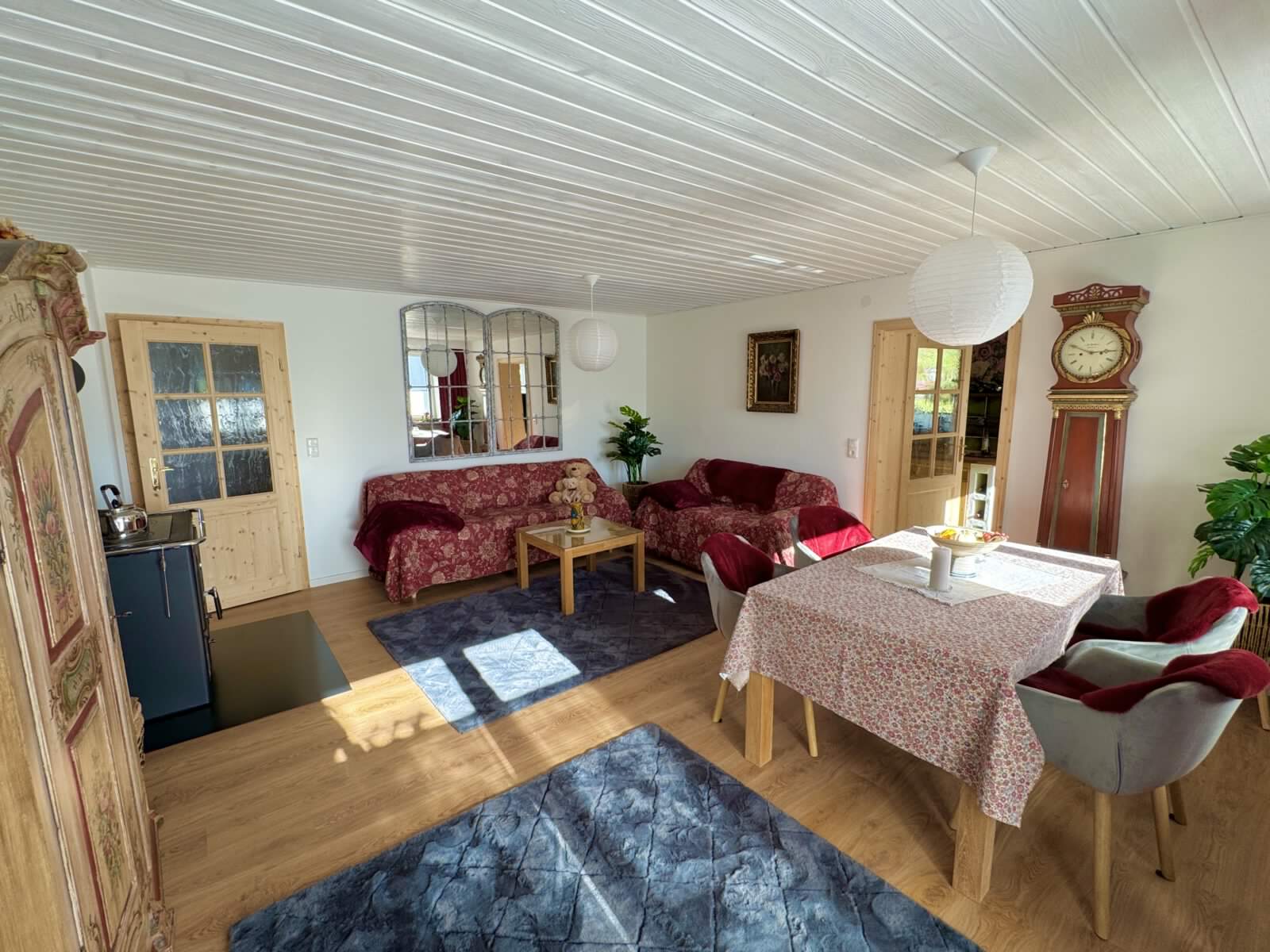 Aus der Sauna, auf die Terrasse, rein in die Sonne!