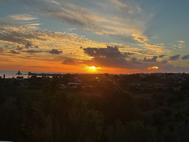 Neubau von einem Steinhaus in fantastischer Aussichtslage mit Blick auf das Castel von Methoni
